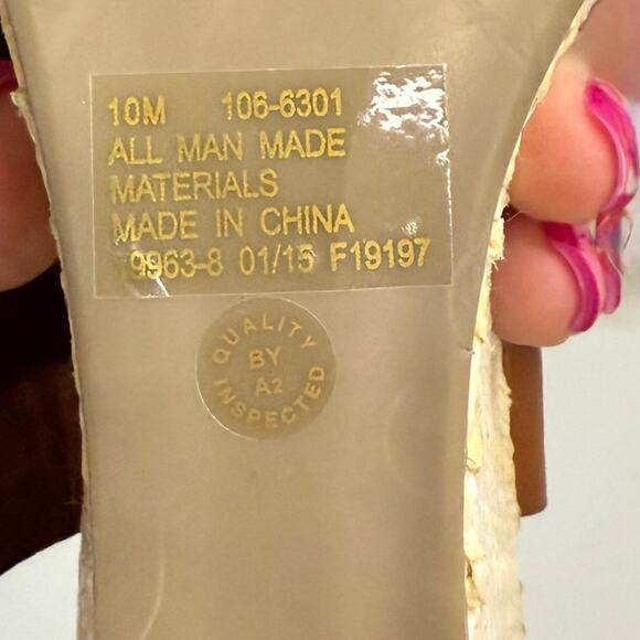 St. John's Bay Platform Wedge Sandals Size 10 M in Brown - Picture 6 of 9